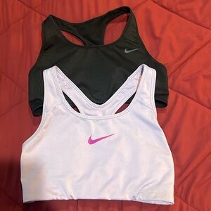 EUC Nike sports bras